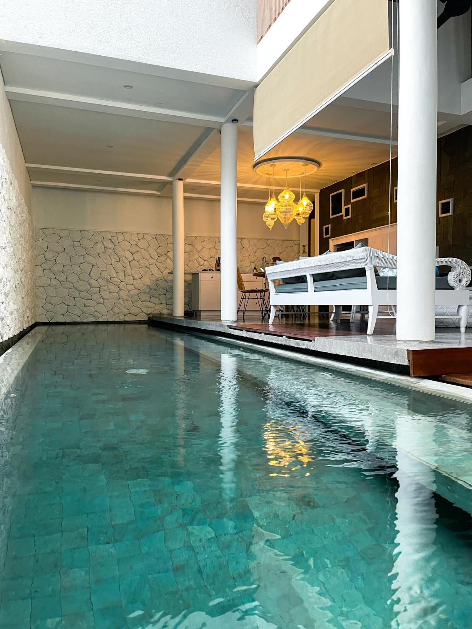 Calm Villa เซมินยัค ภายนอก รูปภาพ